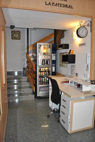 Imagen de los interiores del Hotel Hostal La Catedral De Santo Domingo De La Calzada. Foto 19