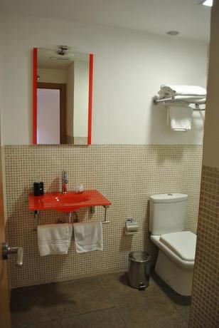 Imagen de la habitación del Hotel Hostal La Catedral De Santo Domingo De La Calzada. Foto 18