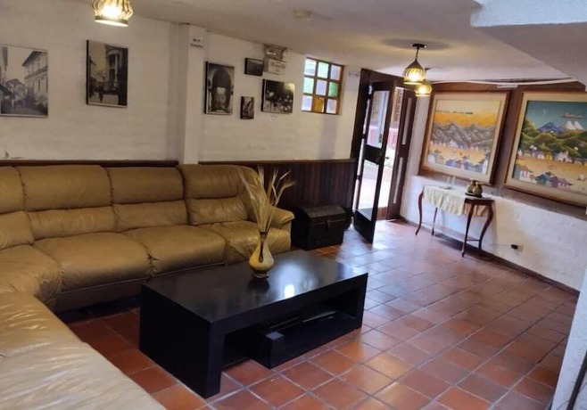 Imagen general del Hotel Hostal La Catolica. Foto 3