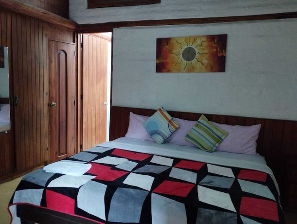 Imagen de la habitación del Hotel Hostal La Catolica. Foto 10