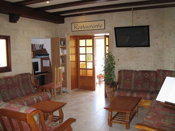 Imagen general del Hotel Hostal La Cig&uuml;e&ntilde;a, Cala Portinatx. Foto 11
