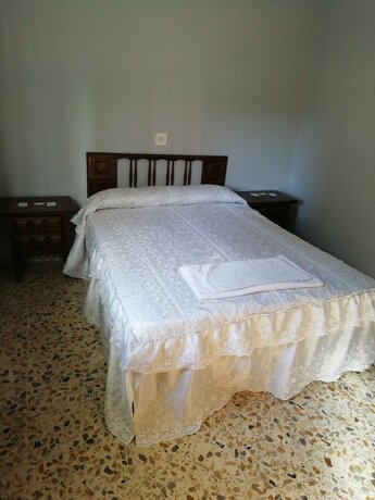 Imagen de la habitación del Hotel Hostal La Estrada Restaurante. Foto 16