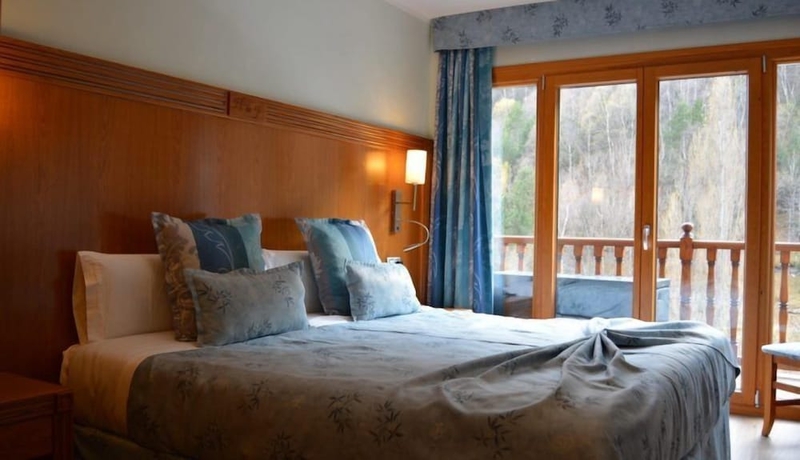 Imagen de la habitación del Hotel Hostal La Font. Foto 14