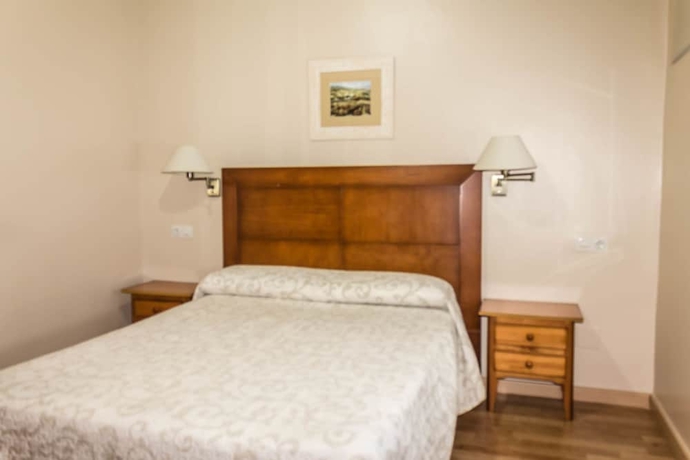 Imagen de la habitación del Hotel Hostal La Palma, Puerto de Santa Mar&iacute;a. Foto 16