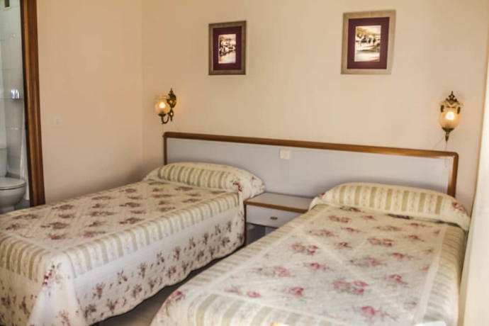 Imagen de la habitación del Hotel Hostal La Palma, Puerto de Santa Mar&iacute;a. Foto 19