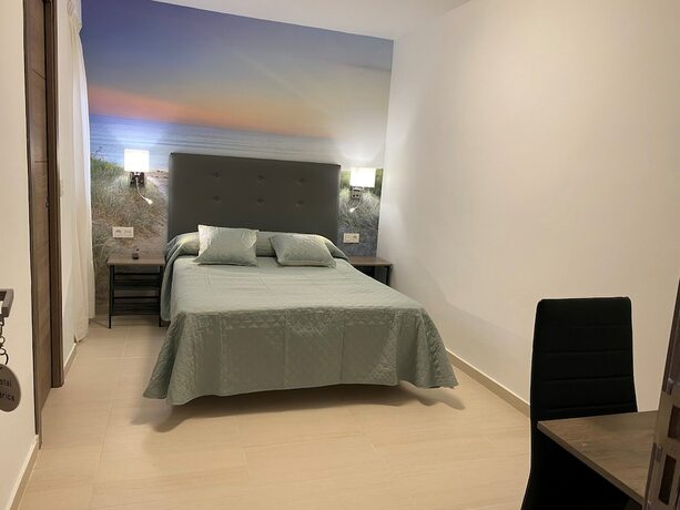Imagen general del Hotel Hostal La Pilarica. Foto 4