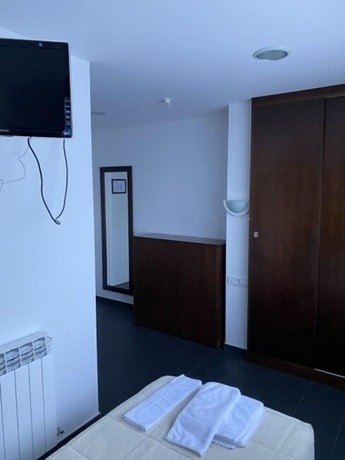 Imagen de la habitación del Hotel Hostal La Pinilla. Foto 8