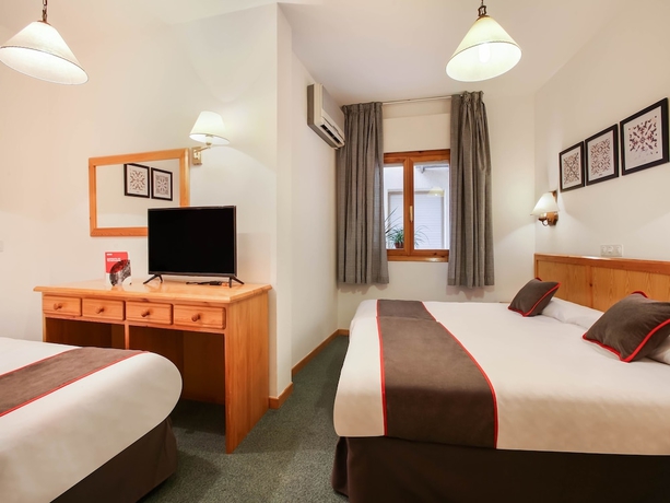 Imagen de la habitación del Hotel Hostal La Posada. Foto 10