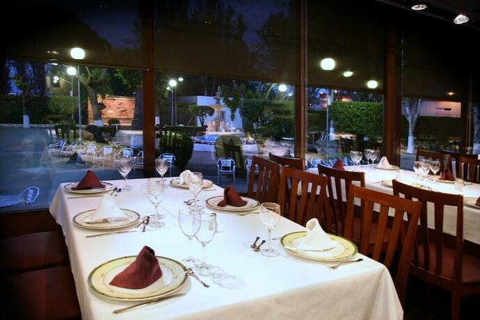 Imagen general del Hotel Hostal Las Brujas. Foto 5