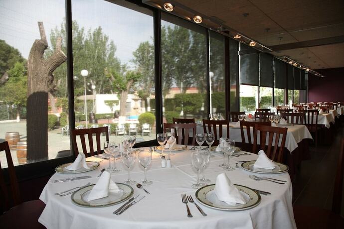 Imagen general del Hotel Hostal Las Brujas. Foto 7