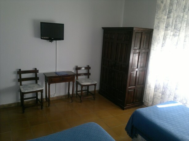 Imagen de la habitación del Hotel Hostal Las Brujas. Foto 9