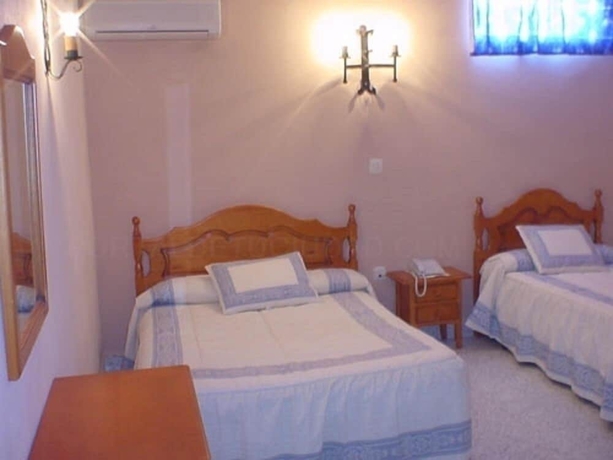 Imagen general del Hotel Hostal Las Encinas. Foto 1