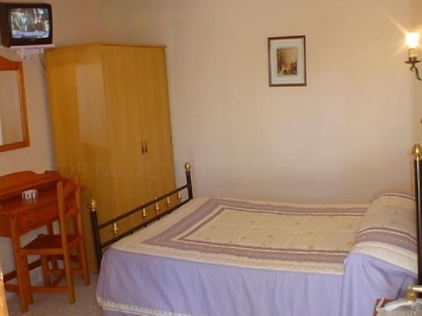 Imagen de los interiores del Hotel Hostal Las Encinas. Foto 15