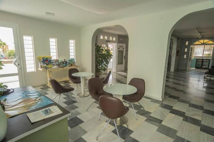 Imagen general del Hotel Hostal Las Gaviotas del Cabo. Foto 8