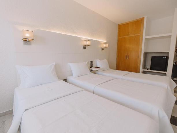 Imagen de la habitación del Hotel Hostal Las Gaviotas del Cabo. Foto 4