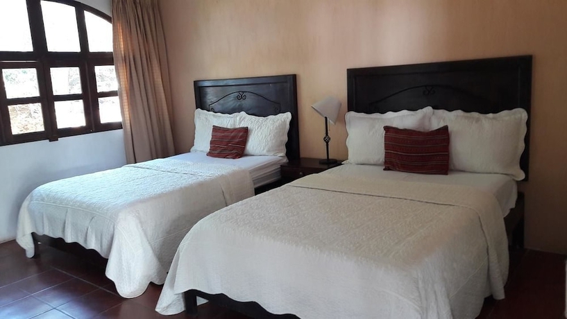 Imagen de la habitación del Hotel Hostal Las Marias. Foto 6