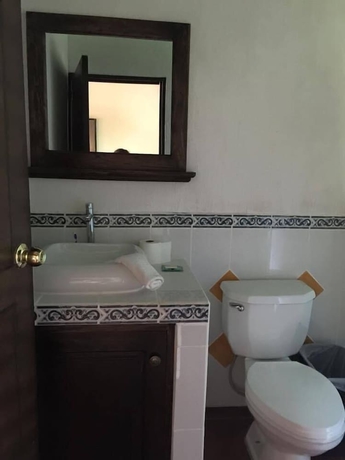 Imagen de la habitación del Hotel Hostal Las Marias. Foto 16