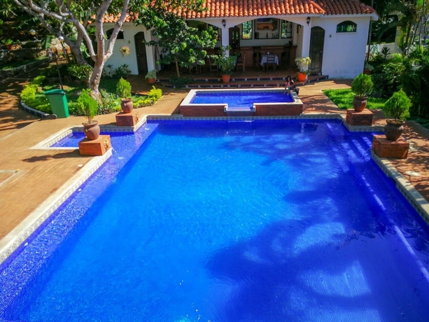 Imagen de la piscina del Hotel Hostal Las Marias. Foto 19