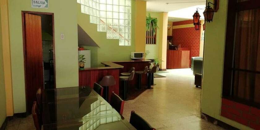 Imagen general del Hotel Hostal Las Orqu&iacute;deas. Foto 7