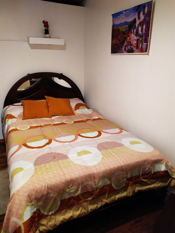 Imagen de la habitación del Hotel Hostal Latitud Ecuem. Foto 7