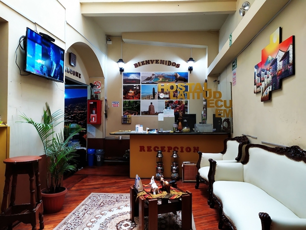 Imagen de los interiores del Hotel Hostal Latitud Ecuem. Foto 17