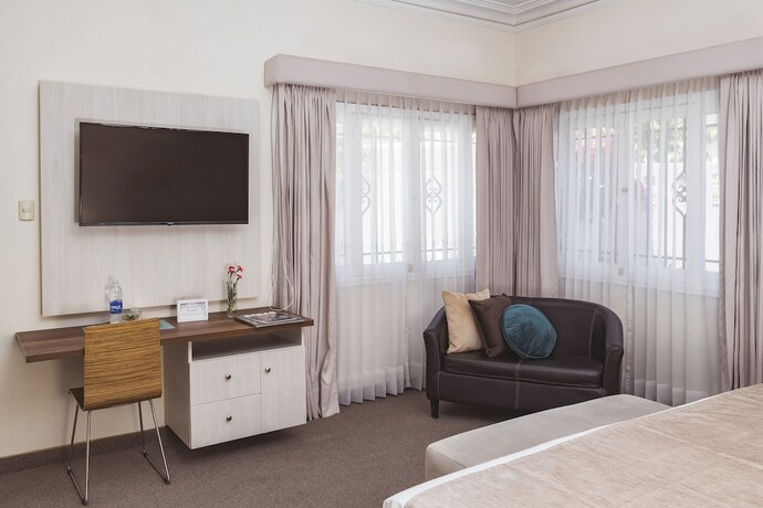 Imagen general del Hotel Hostal Lirium. Foto 2