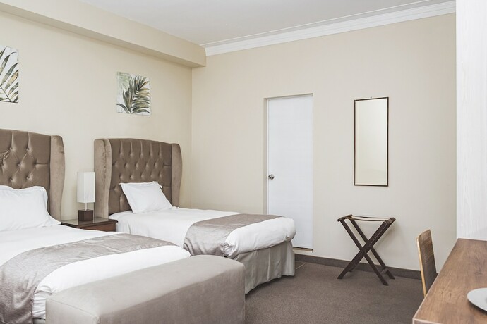 Imagen de la habitación del Hotel Hostal Lirium. Foto 15