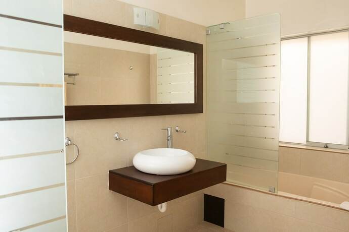 Imagen general del Hotel Hostal Lirium. Foto 10