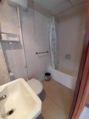 Imagen de la habitación del Hotel Hostal Lloret Playa. Foto 8