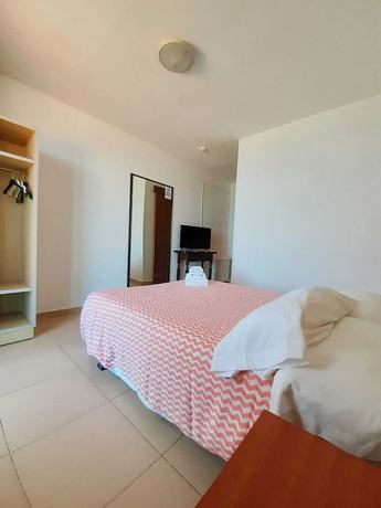 Imagen de la habitación del Hotel Hostal Lloret Playa. Foto 9