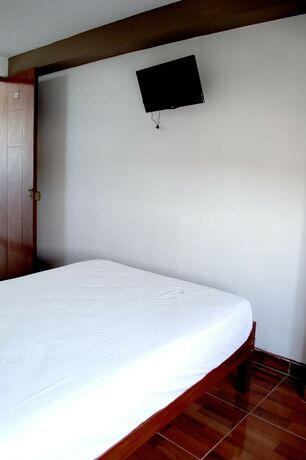 Imagen de la habitación del Hotel Hostal Los Angeles. Foto 20