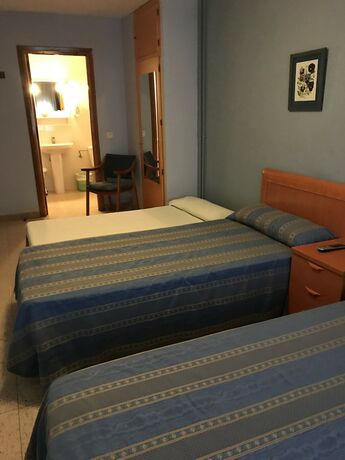 Imagen de la habitación del Hotel Hostal Los Angeles. Foto 19