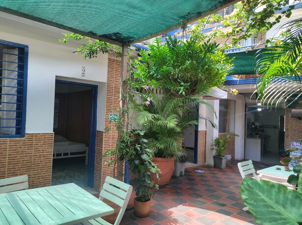 Imagen general del Hotel Hostal Luna Llena. Foto 9