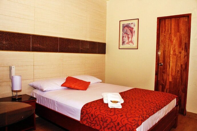 Imagen general del Hotel Hostal Macambo. Foto 6