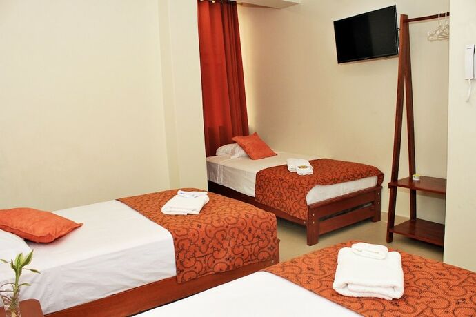 Imagen general del Hotel Hostal Macambo. Foto 7