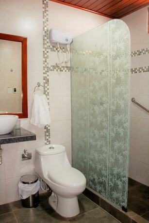 Imagen general del Hotel Hostal Macambo. Foto 11