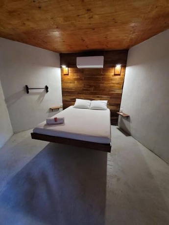 Imagen de la habitación del Hotel Hostal Malakai Cabanas and Dorms. Foto 7