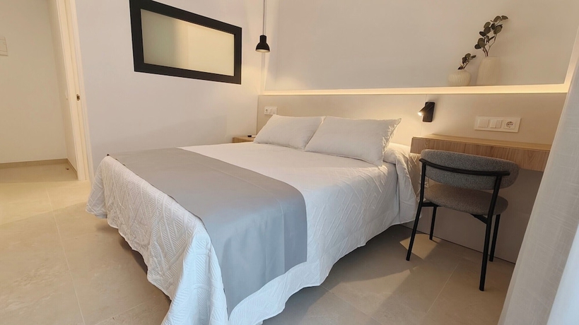 Imagen de la habitación del Hotel Hostal Manel. Foto 2