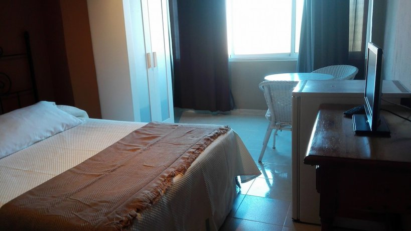 Imagen de la habitación del Hotel Hostal Manolo Matalasca&ntilde;as. Foto 17