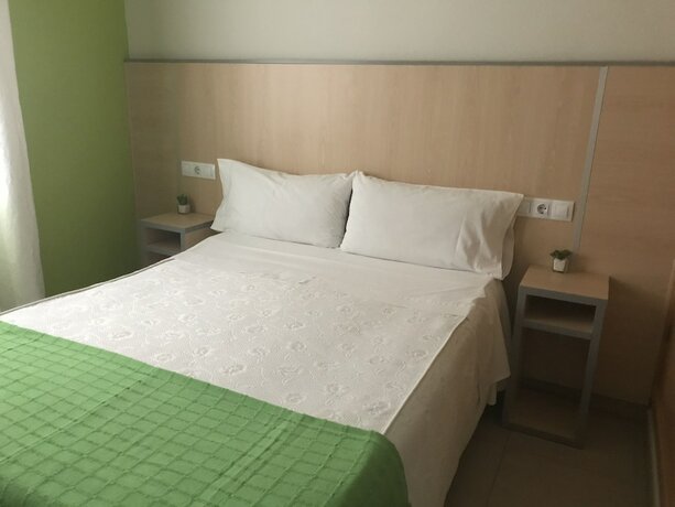 Imagen general del Hotel Hostal Manuela. Foto 6