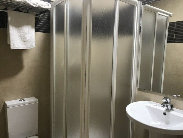 Imagen general del Hotel Hostal Manuela. Foto 10