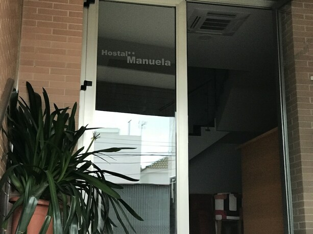 Imagen general del Hotel Hostal Manuela. Foto 13