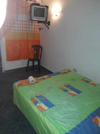 Imagen de la habitación del Hotel Hostal Mar Pac&iacute;fico Sur. Foto 2