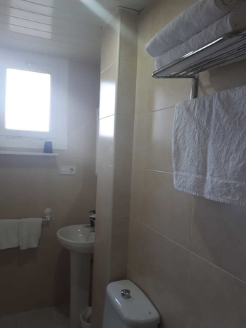 Imagen de la habitación del Hotel Hostal Margarita. Foto 4