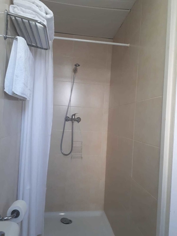 Imagen de la habitación del Hotel Hostal Margarita. Foto 7