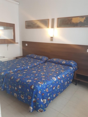 Imagen de la habitación del Hotel Hostal Margarita. Foto 15