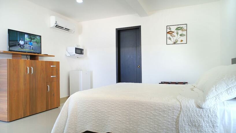 Imagen general del Hotel Hostal Marlyn Sai. Foto 11