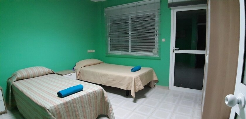 Imagen de la habitación del Hotel Hostal Marqu&eacute;s del Campo - Hostel. Foto 17