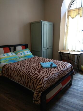 Imagen de la habitación del Hotel Hostal Mediod&iacute;a. Foto 12