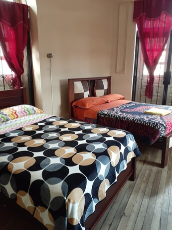 Imagen de la habitación del Hotel Hostal Mediod&iacute;a. Foto 19